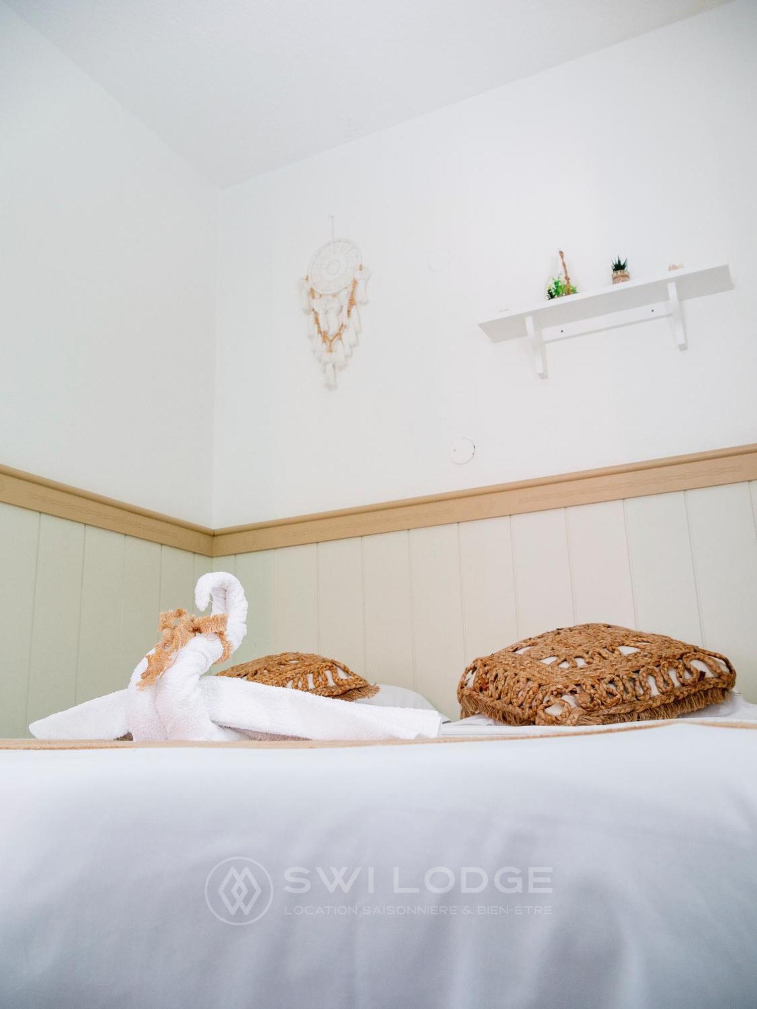 Swilodge Vue Sur Mer ! Petit Dejeuner Et Location De Voiture Possible Le Moule Exterior photo
